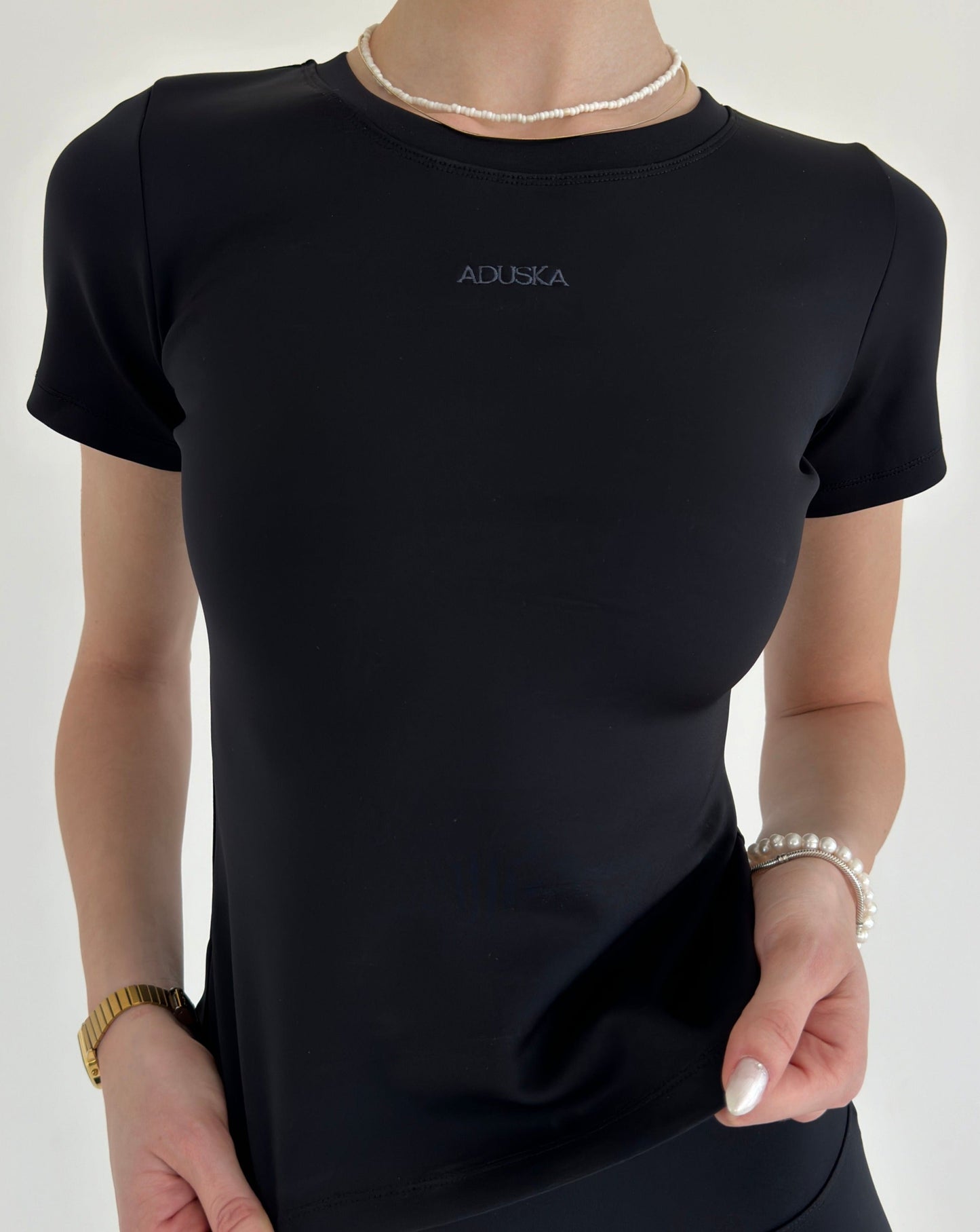 T-SHIRT FEKETE